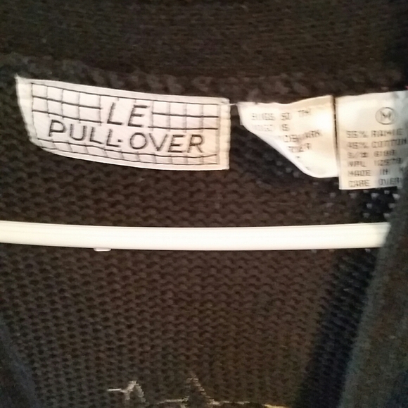 Bugs Bunny 50th birthday sweater - Picture 3 of 3